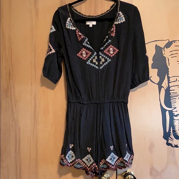Freeway black romper with embroidery Aztec print - Picture 3 of 8